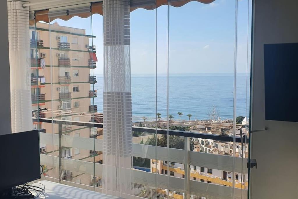 Apartamento Con Terraza A Pie De Playa 베날마데나코스타 외부 사진